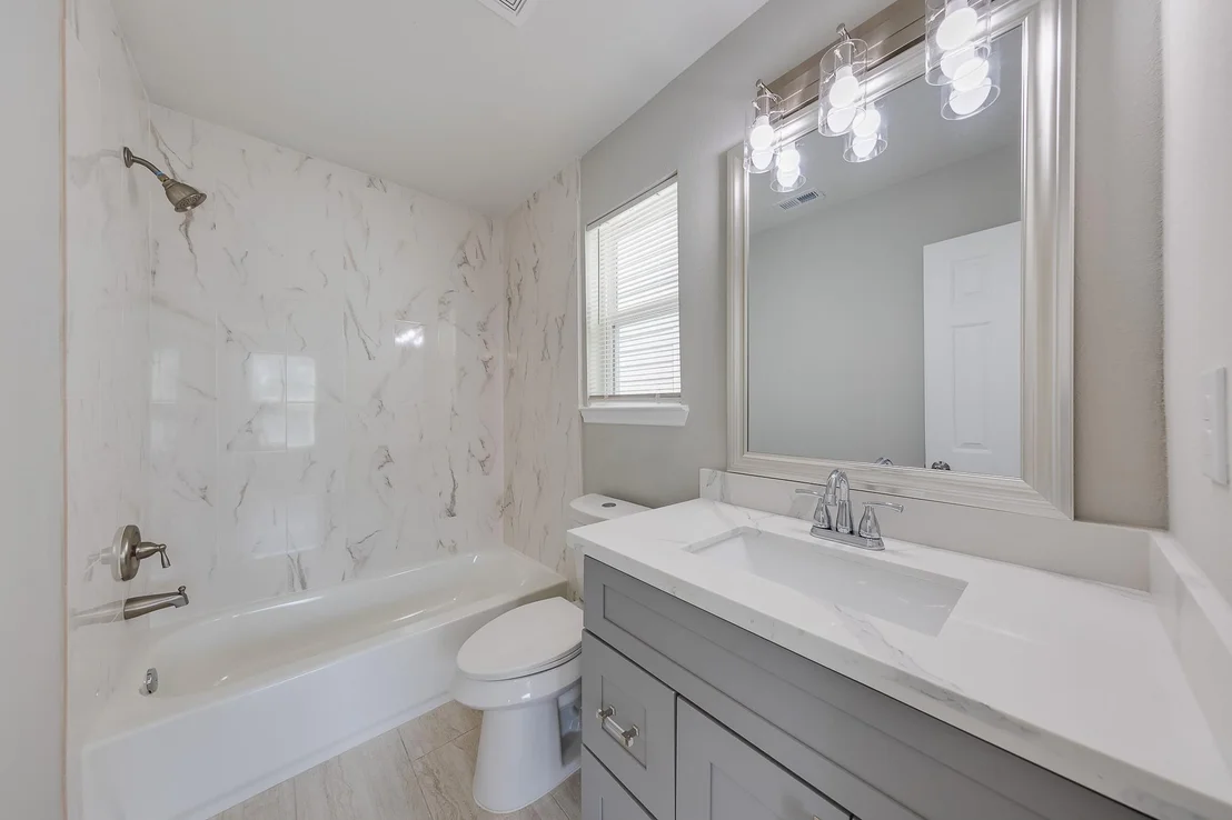 Photo of 309A De Haven Street