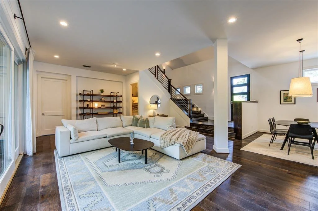 Photo of 1121 Lashbrook Drive