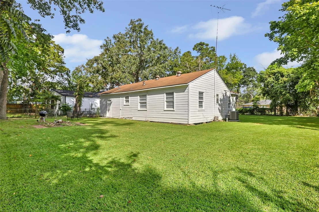 Photo of 305 Cherry Creek Road