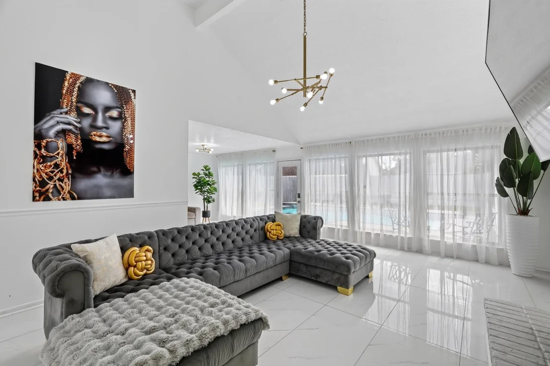 Photo of 15619 Four Leaf Drive