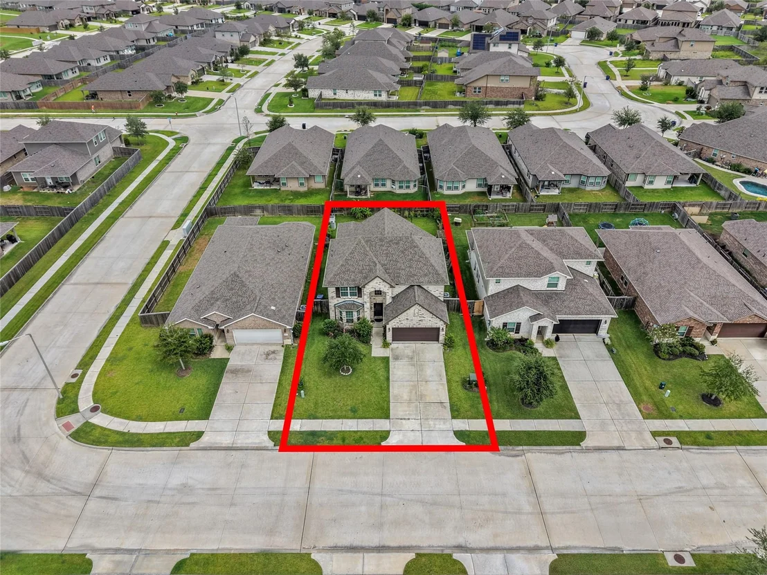 Photo of 10112 Hermann Trace