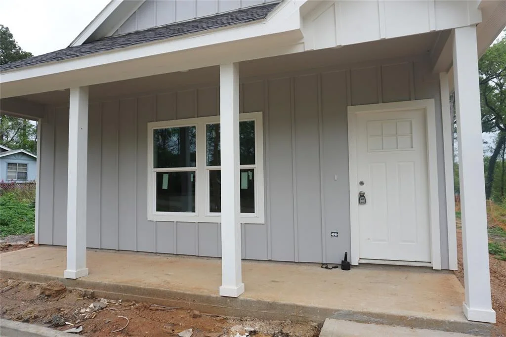 Photo of 14848 Lamar Road