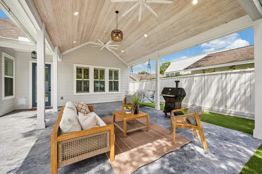 Photo of 1235 Thornton Road