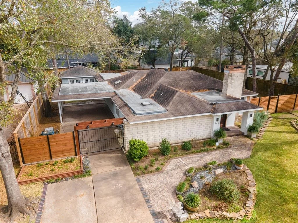 Photo of 246 Warrenton Drive