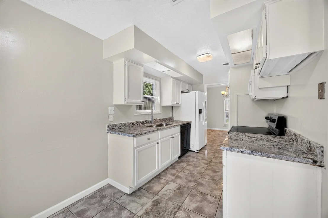 Photo of 11307 Langdon Lane