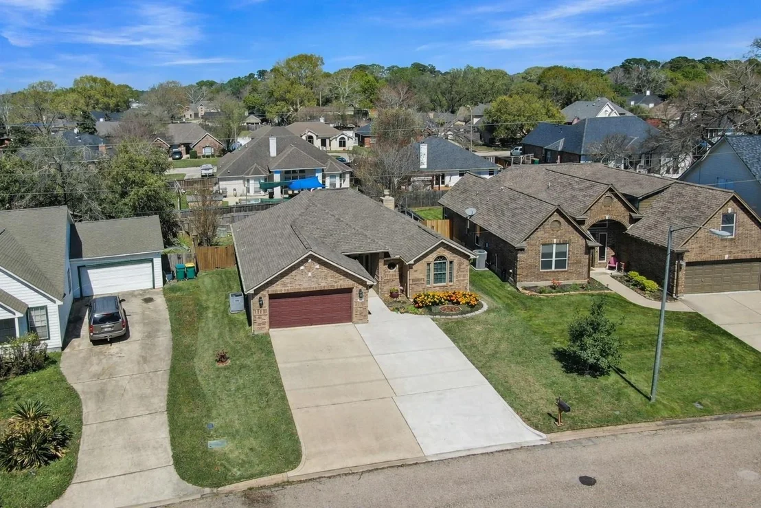 Photo of 7034 Pleasure Lake Drive