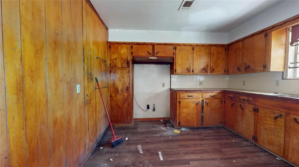 Photo of 7302 Sandra Street