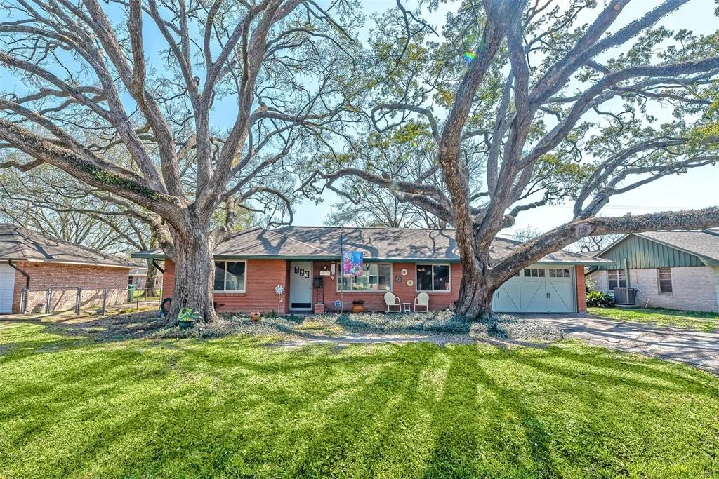 Photo of 8927 Greiner Drive