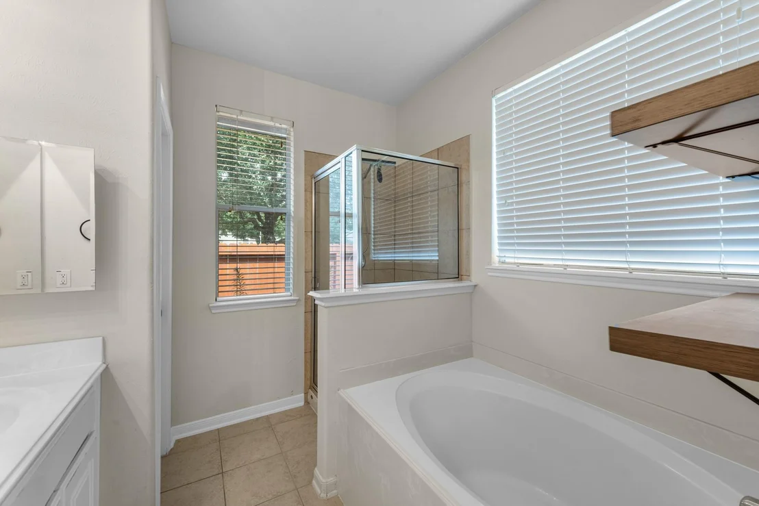 Photo of 1922 Vale Haven Drive