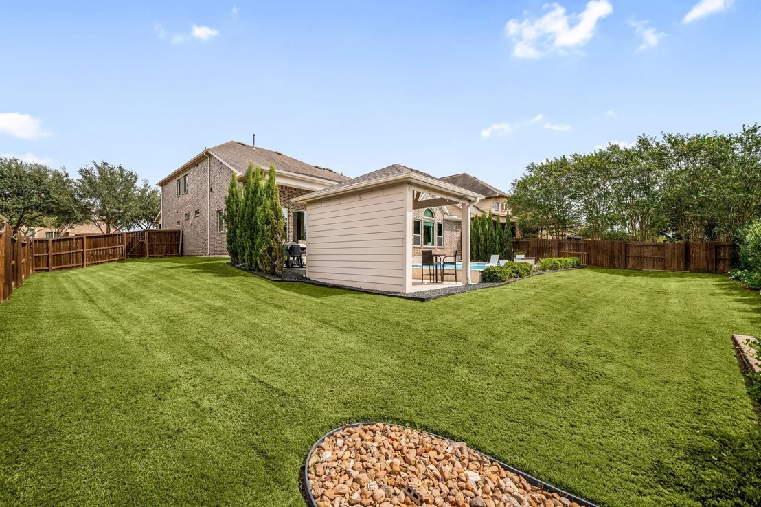 Photo of 30907 Shady Oak Drive