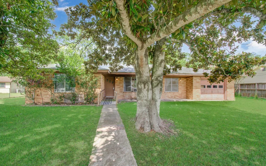 Photo of 414 Forest Street