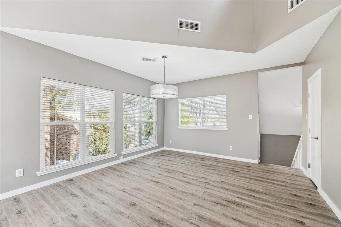 Photo of 146 Dawns Edge Drive
