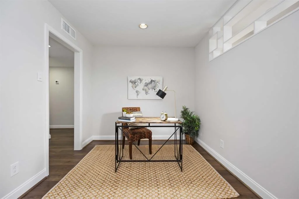 Photo of 631 Azaleadell Drive