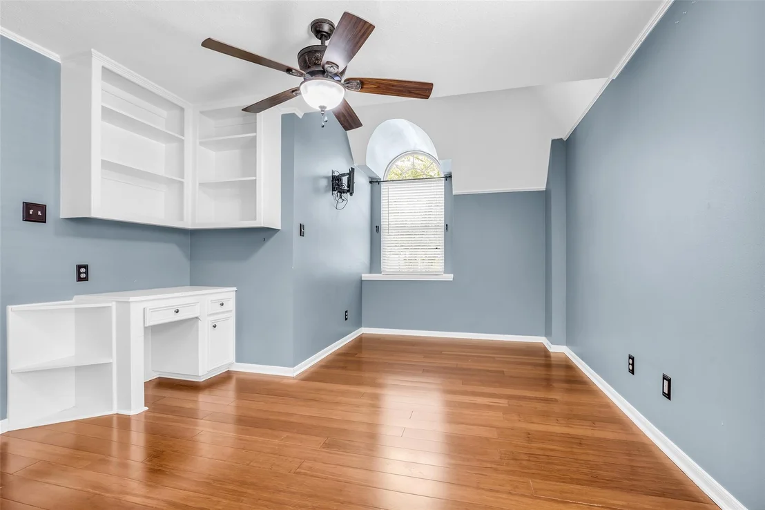 Photo of 5010 Tarnbrook Drive