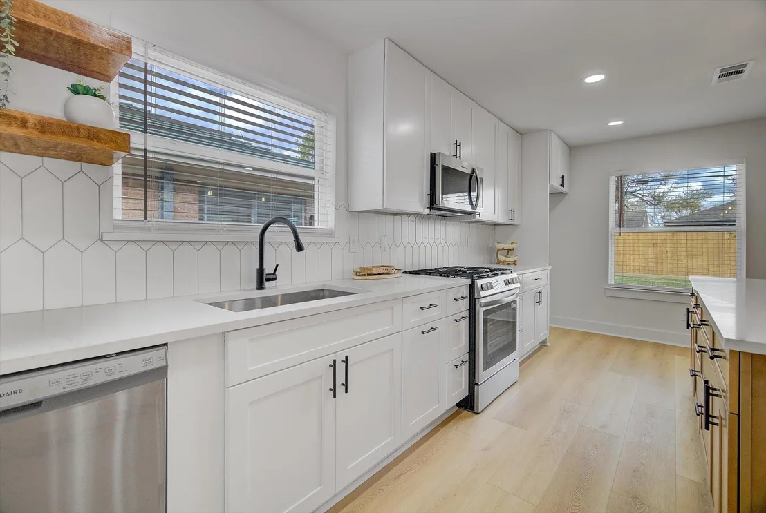 Photo of 5822 Birchmont Drive