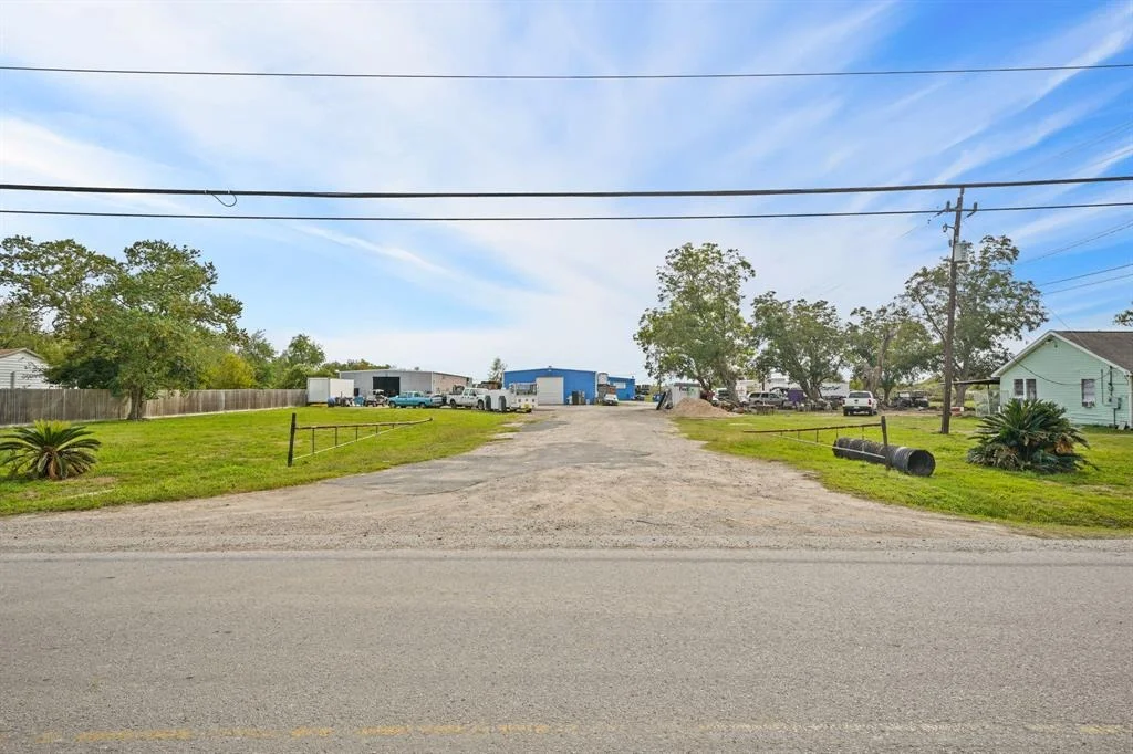 Photo of 6402 S Acres Drive
