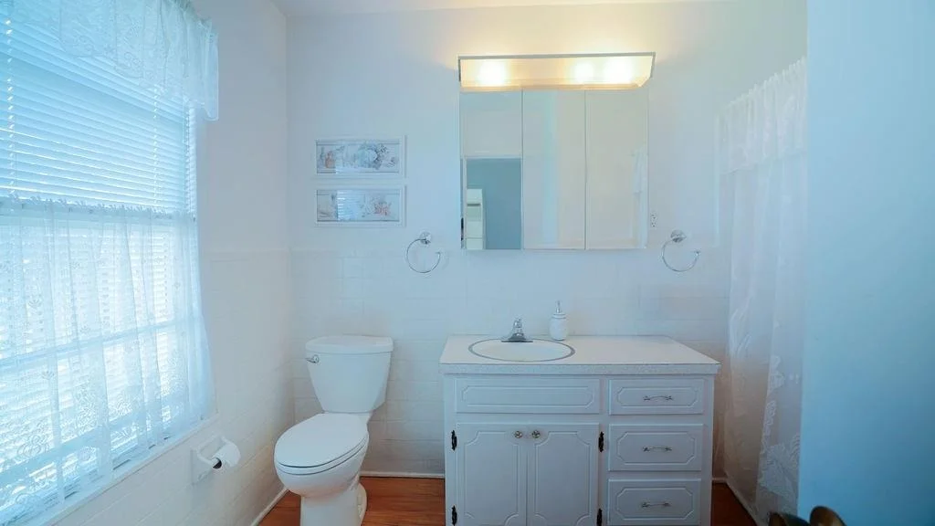 Photo of 3635 Bayshore Drive