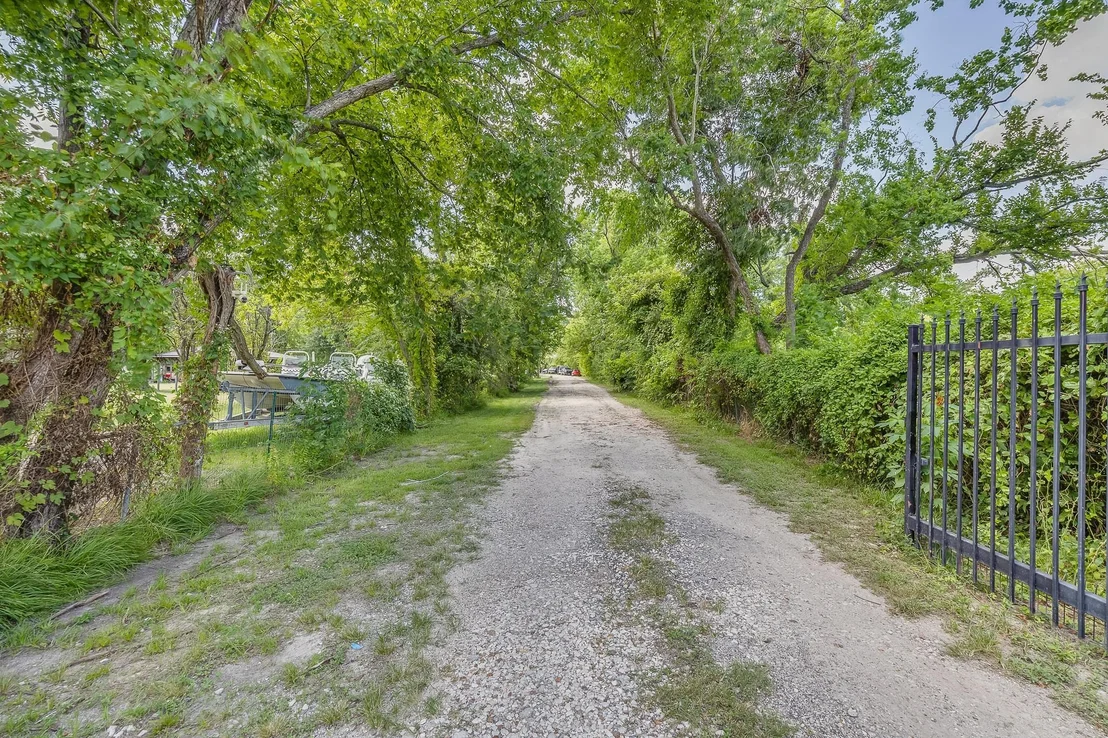 Photo of 1725 Strawn Road