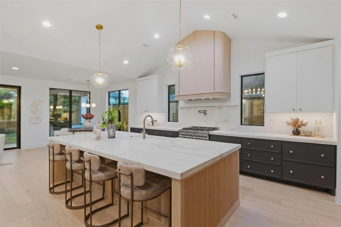 Photo of 2023 Viking Drive