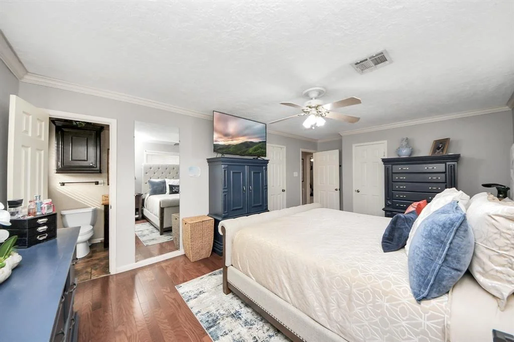 Photo of 2014 Forest Oaks Drive