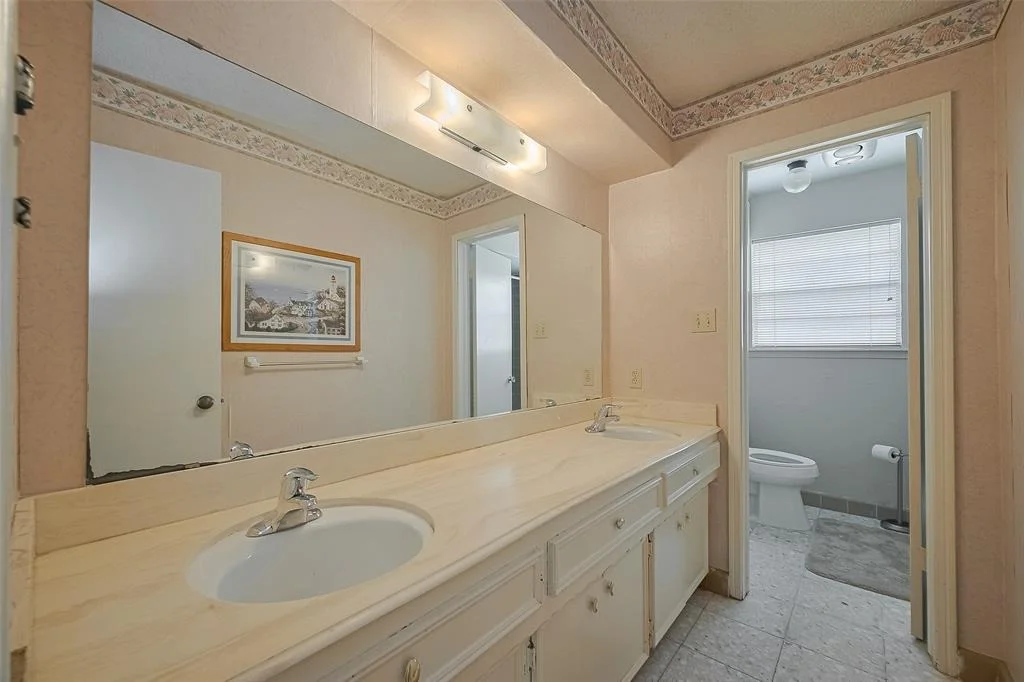 Photo of 1114 Baltic Lane