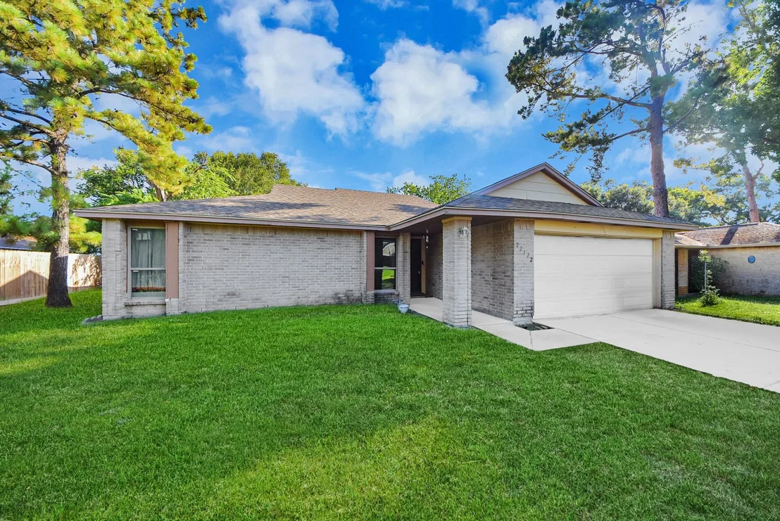 Photo of 22122 Breezy Hill Drive