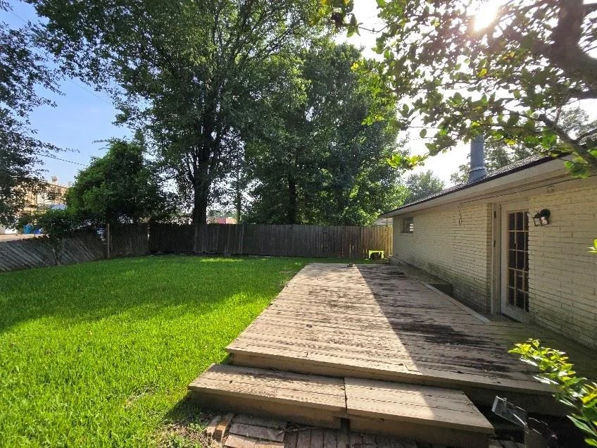 Photo of 1011 Oak Drive