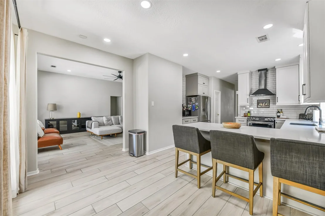 Photo of 2864 Everett Drive