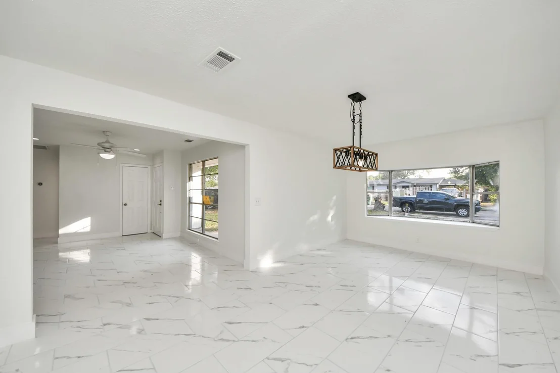 Photo of 2926 Knotty Oaks Trl Trail
