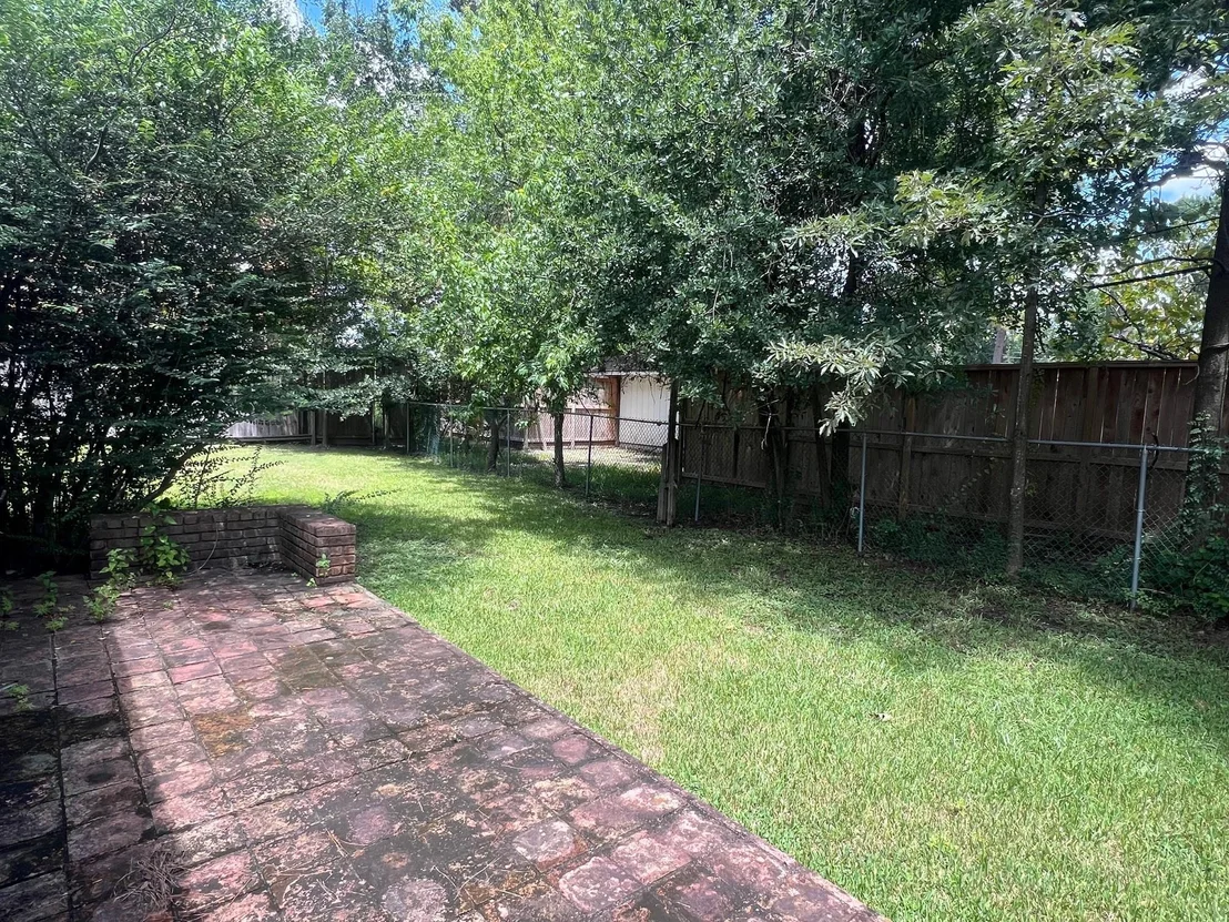 Photo of 9302 Memorial Drive