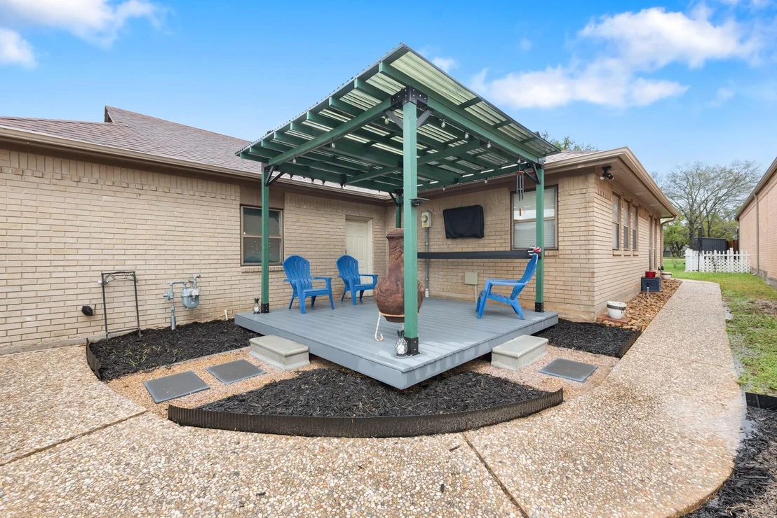 Photo of 2900 Broadmoor Drive