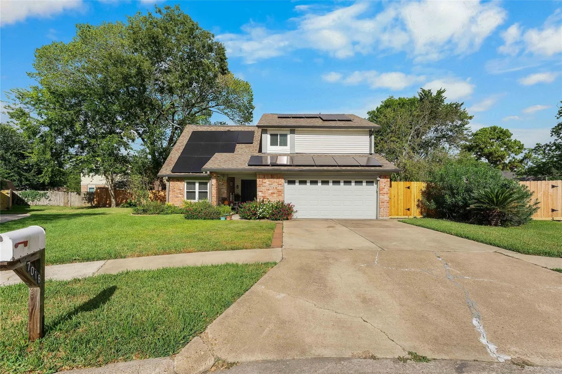 Photo of 7018 Sandy Knolls Drive
