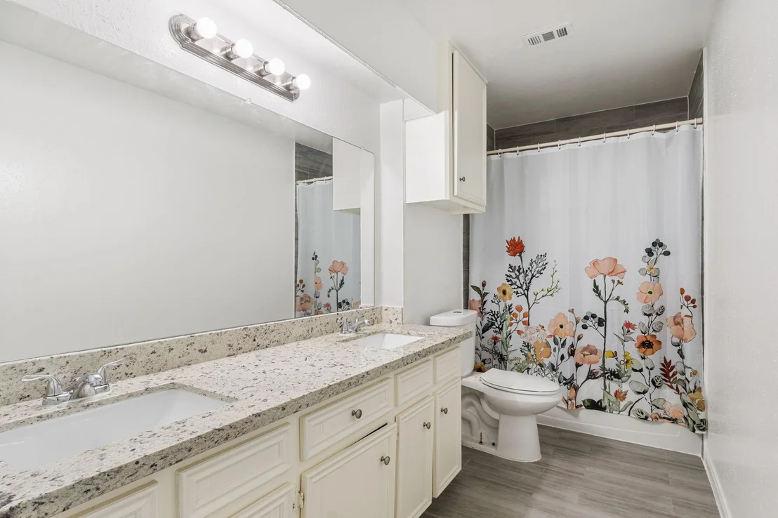 Photo of 9726 John Bank Drive