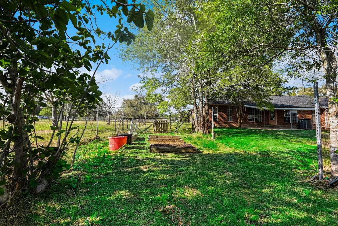 Photo of 21503 Pecan Bend Road