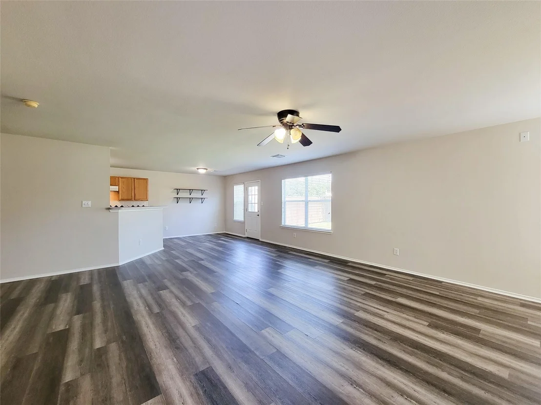 Photo of 5746 Roehampton Court