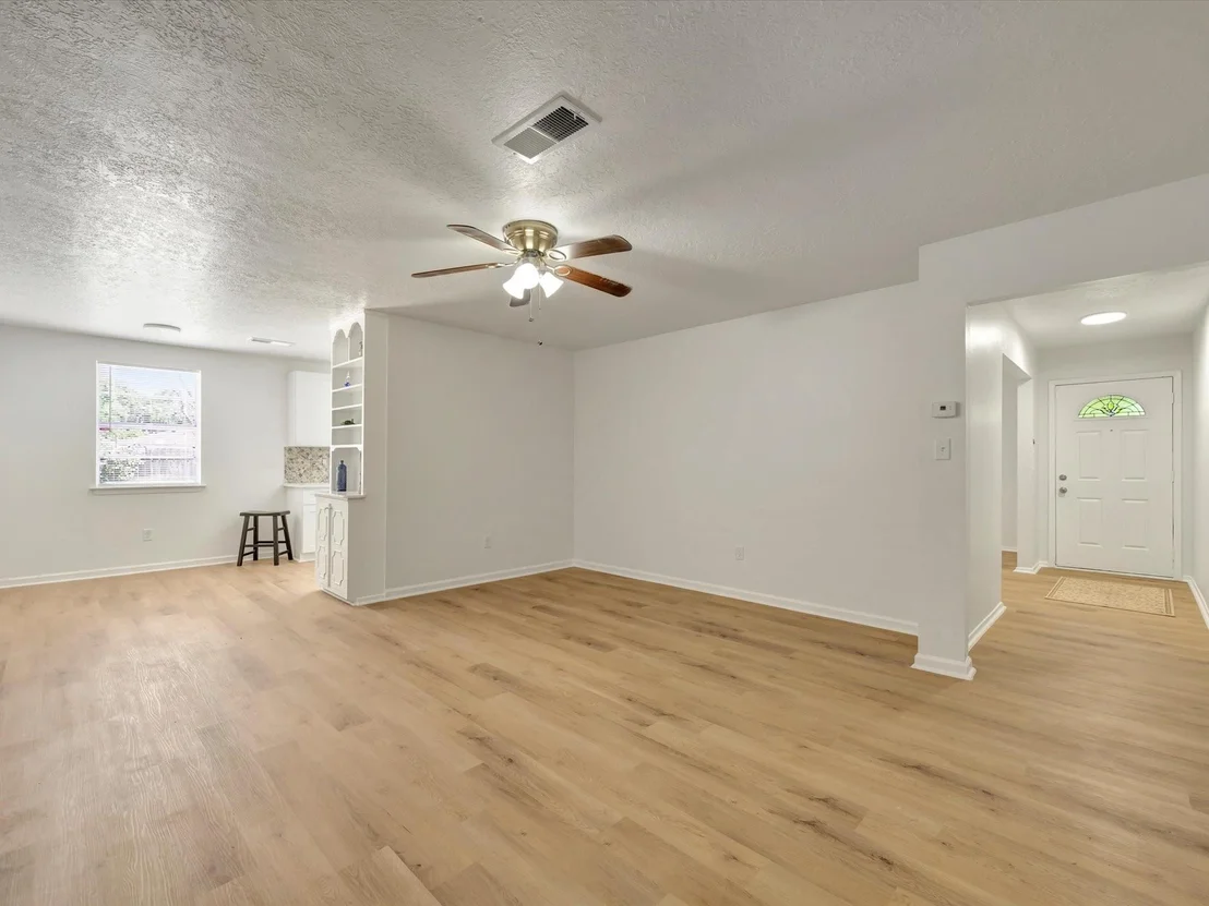 Photo of 1003 Richvale Lane
