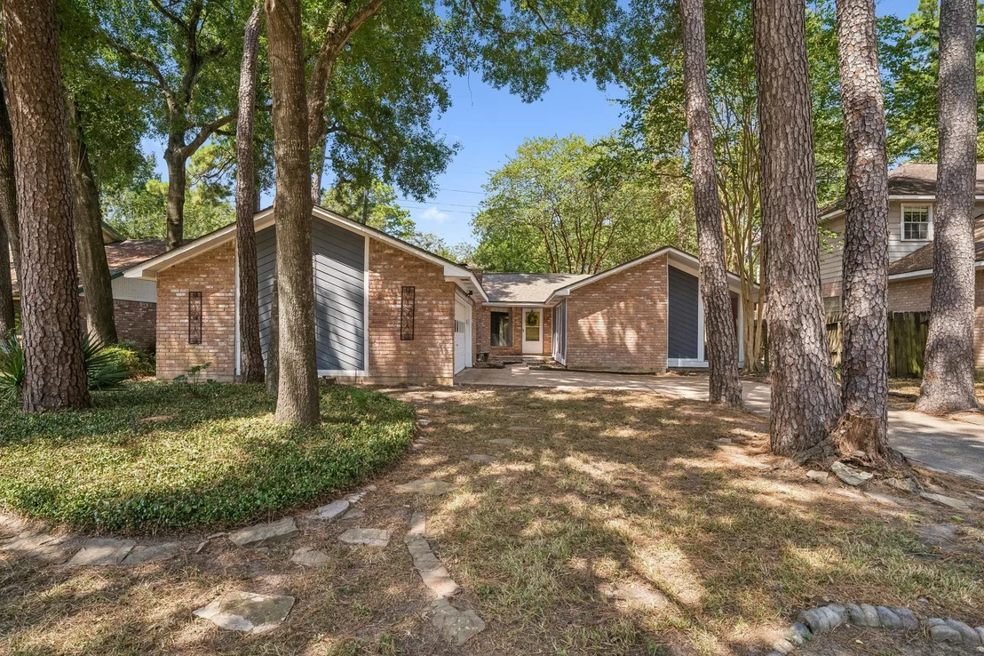 Photo of 15119 Willow Branch Drive