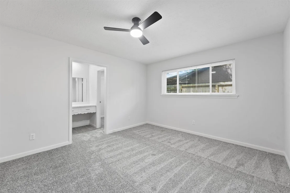 Photo of 3203 Greenridge Drive