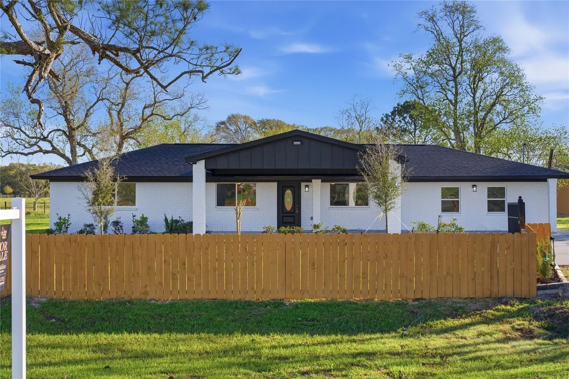 Photo of 6623 County Road 4