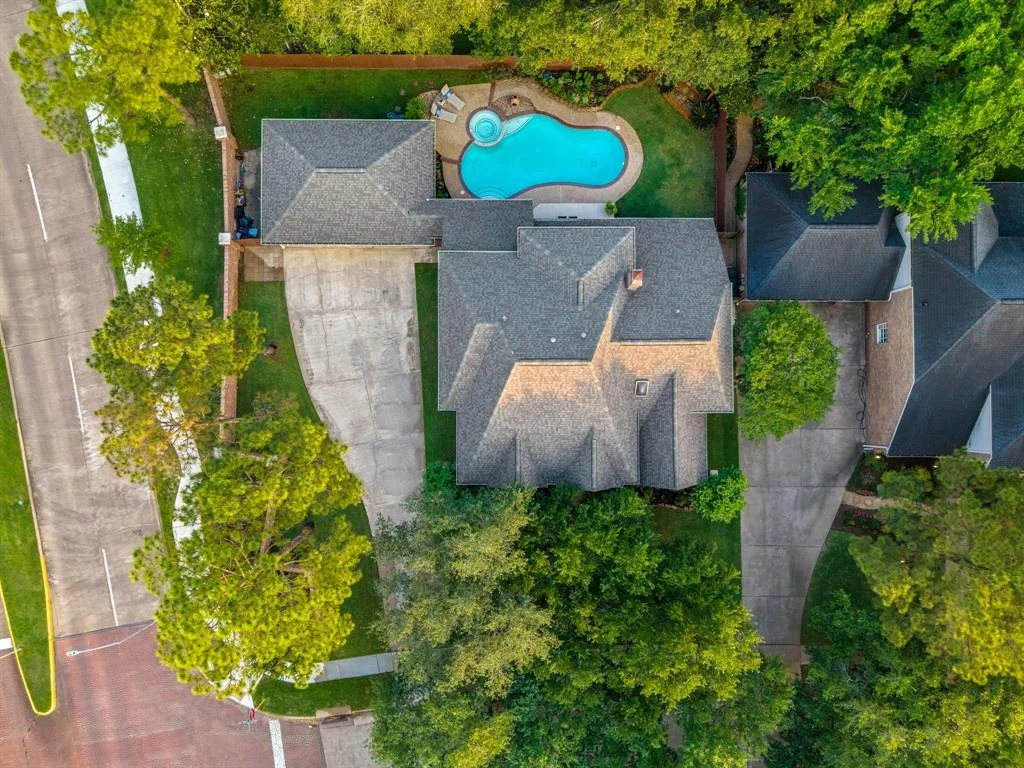 Photo of 1703 Windsor Park Drive