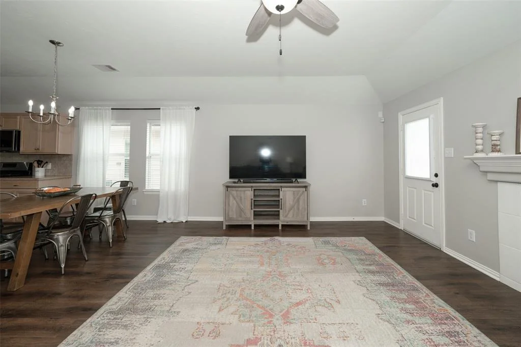 Photo of 18919 Telford Way