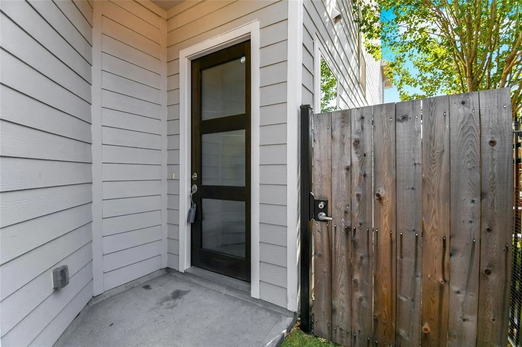 Photo of 305 Willard Street