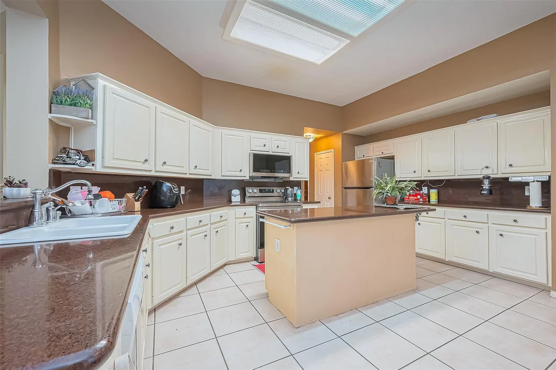 Photo of 10323 Emerald Pine Drive
