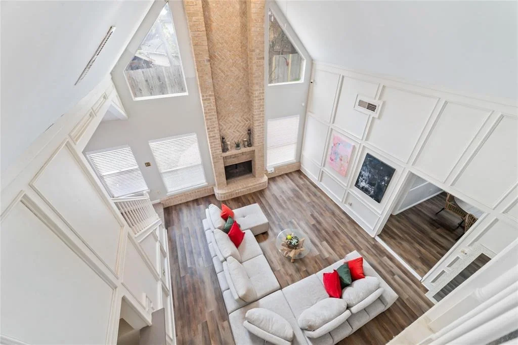 Photo of 6231 Oak Pass Drive