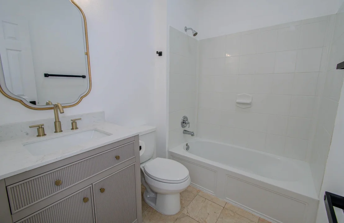 Photo of 18314 N Elizabeth Shore Loop