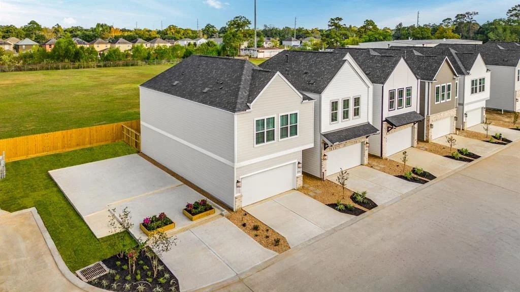 Photo of 415 Stonework Sage Lane