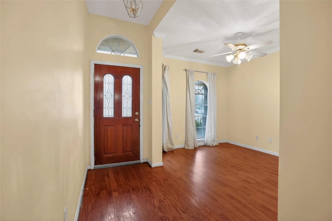 Photo of 12530 Meadowglen Drive