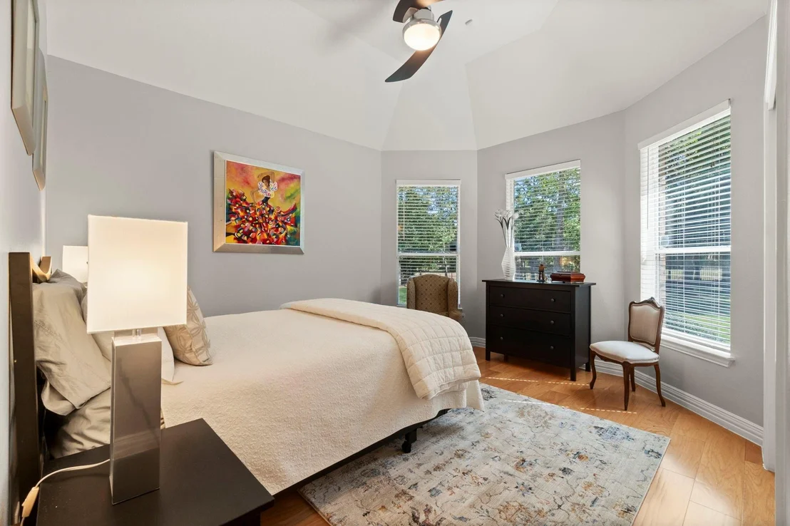 Photo of 6 Marquise Oaks Place