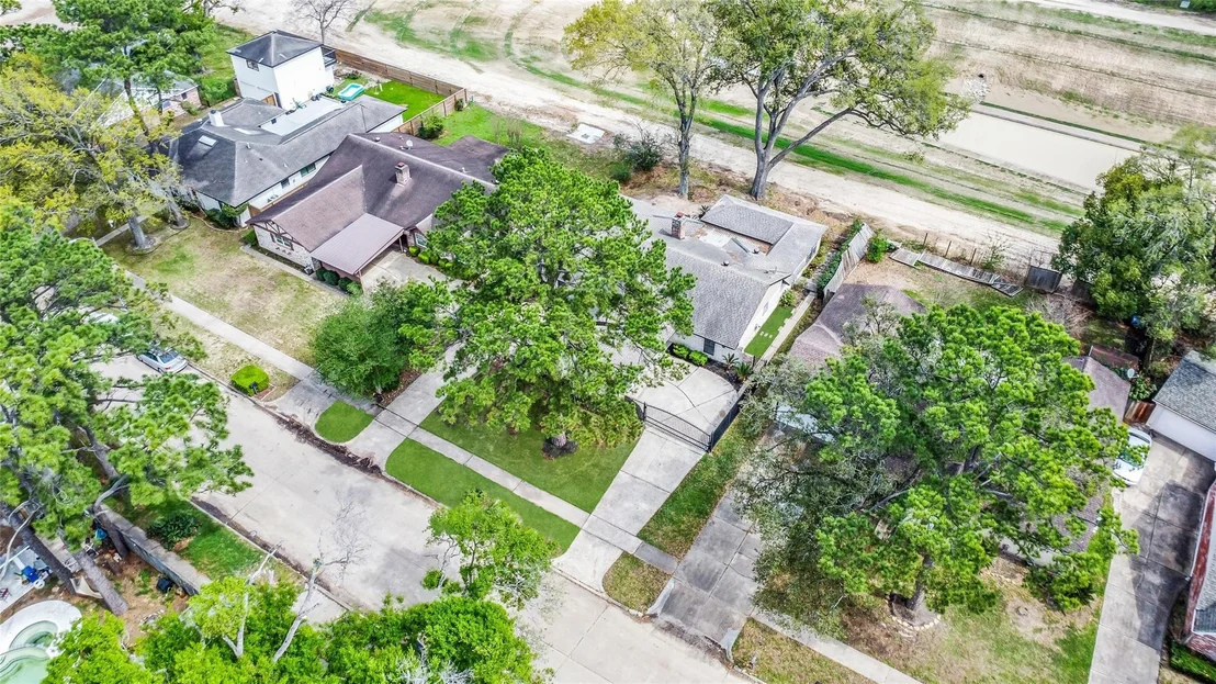 Photo of 7522 Deep Forest Drive