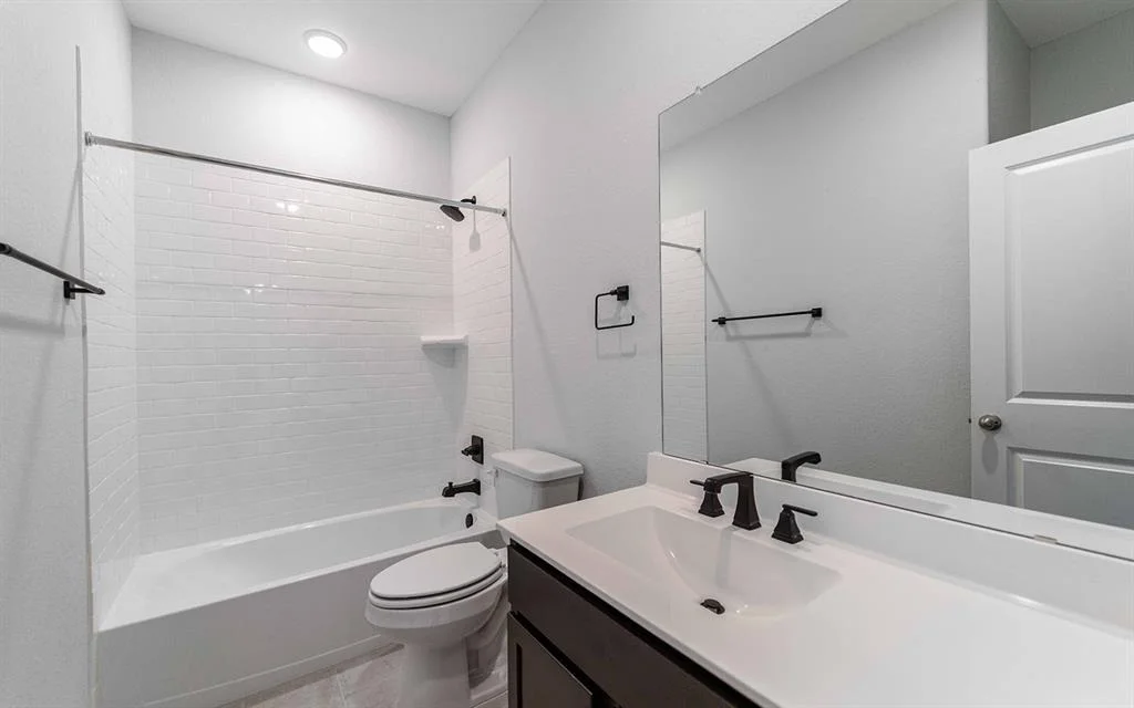 Photo of 2301 Bellano Bay Drive